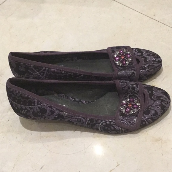 NWOT Nine West sparkly jewelled low heels - Picture 2 of 5